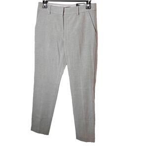 NWT Women’s Express Columnist Light Grey Pants Size 2 Ankle